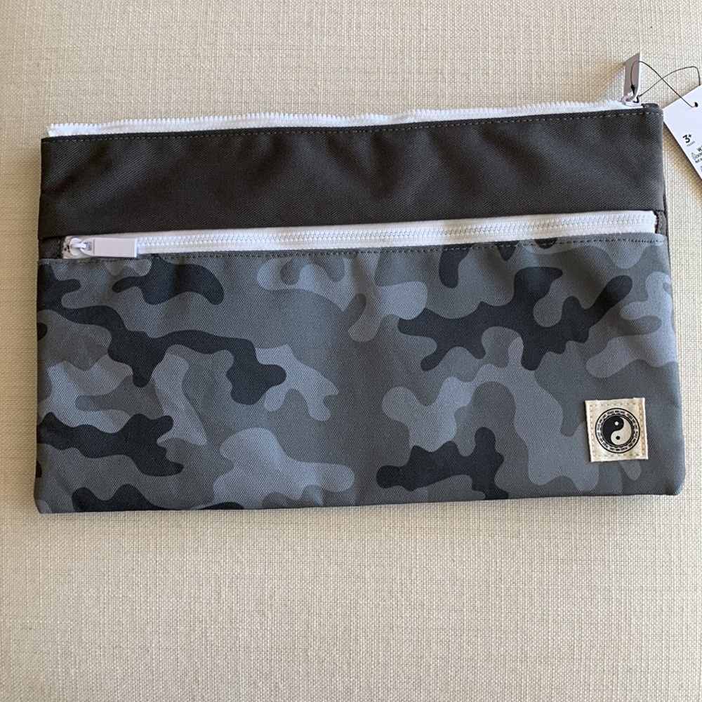 Pouch by Cotton On
